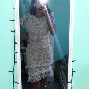 Elegant Lace Dress thats White & Beige